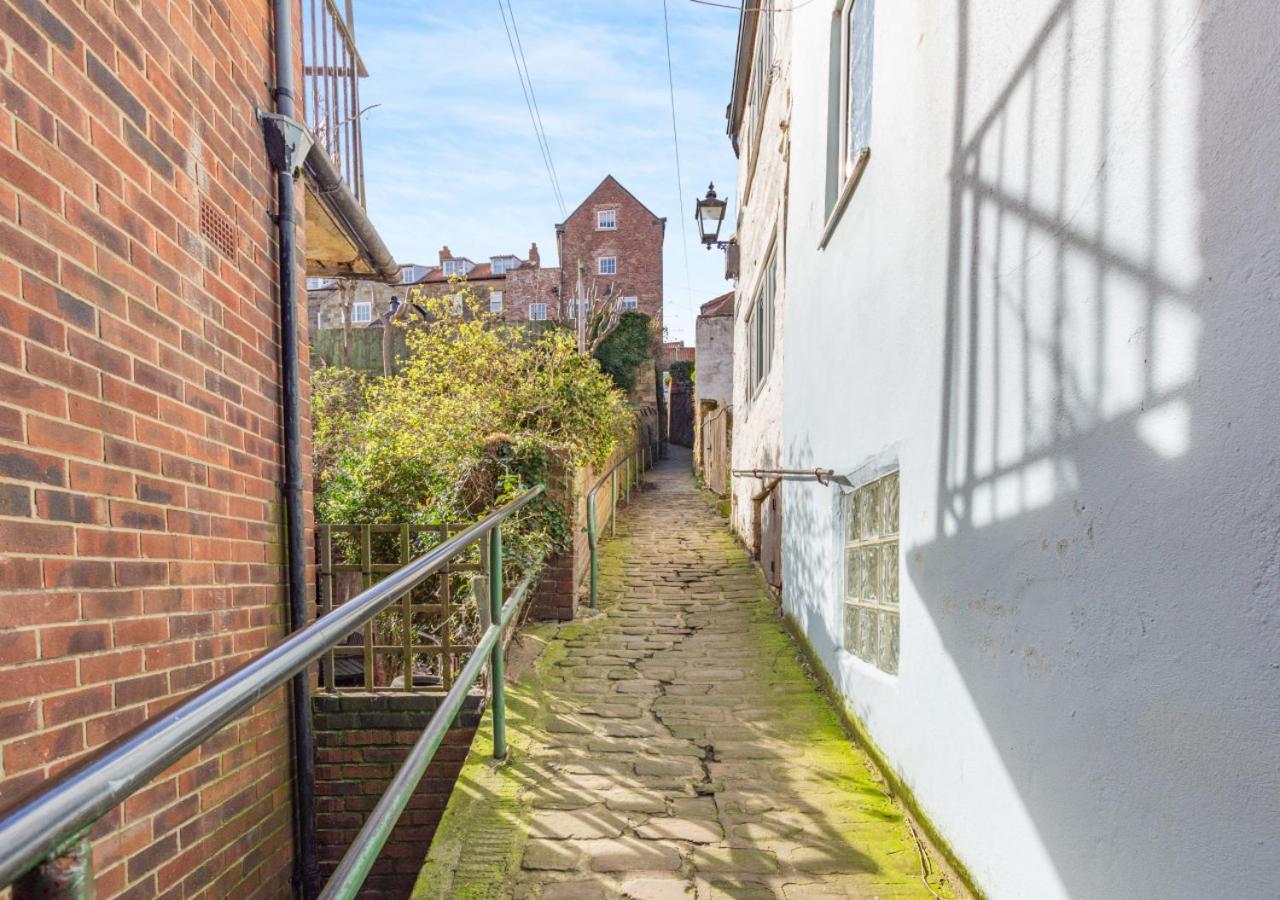 No 1 Pier Lane Villa Whitby Exterior photo